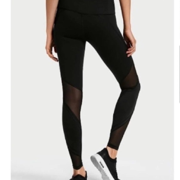 Victoria's Secret Pants - Victoria’s Secret sport knockout mesh leggings M